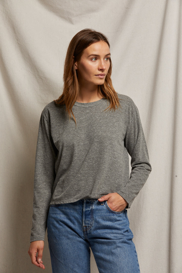The axel | Long Sleeve Women's Crew Neck Tee – perfectwhitetee