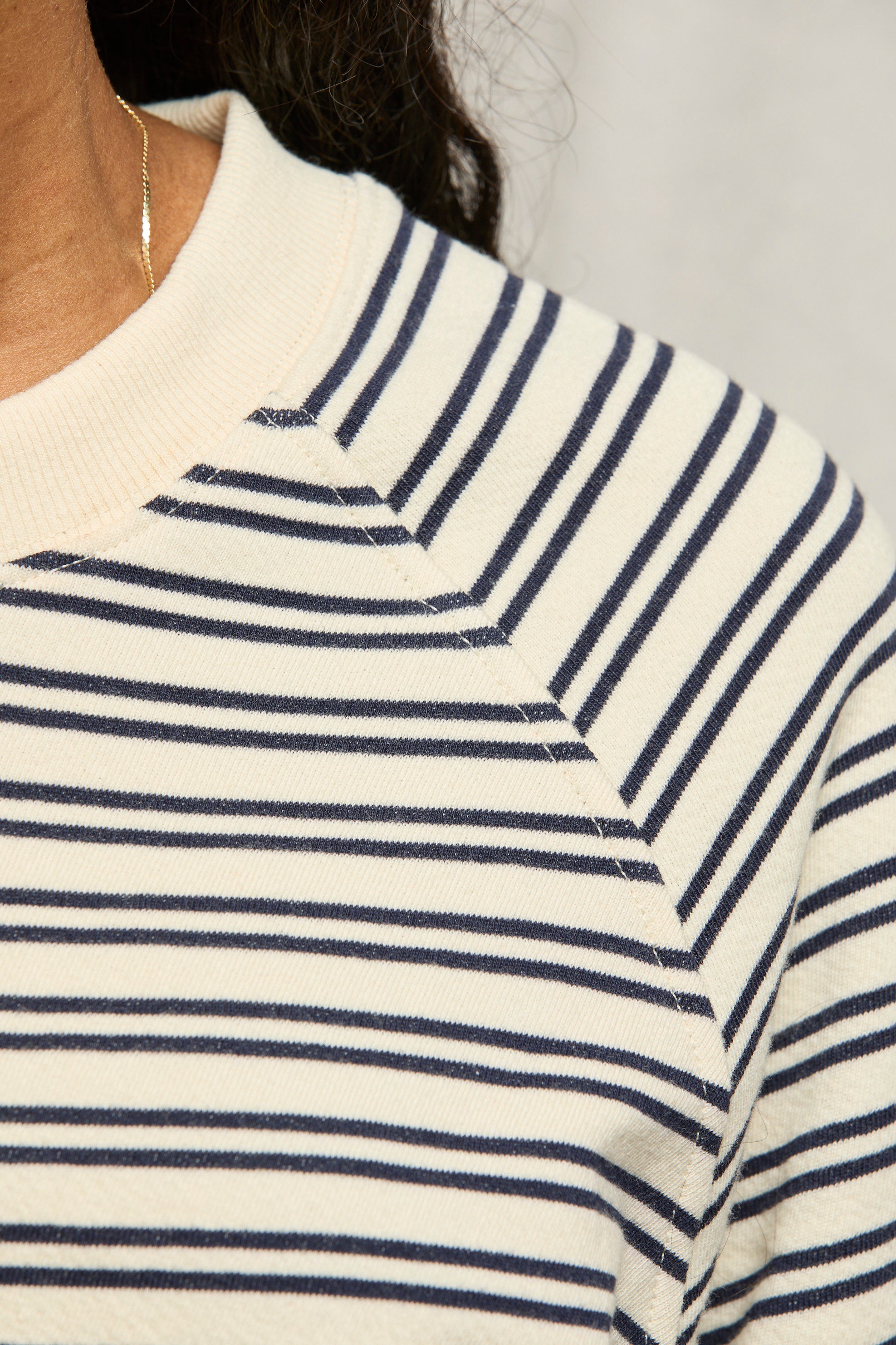 navy_stripe