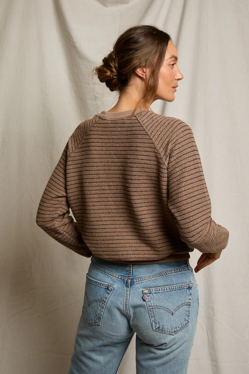 mocha_charcoal_stripe