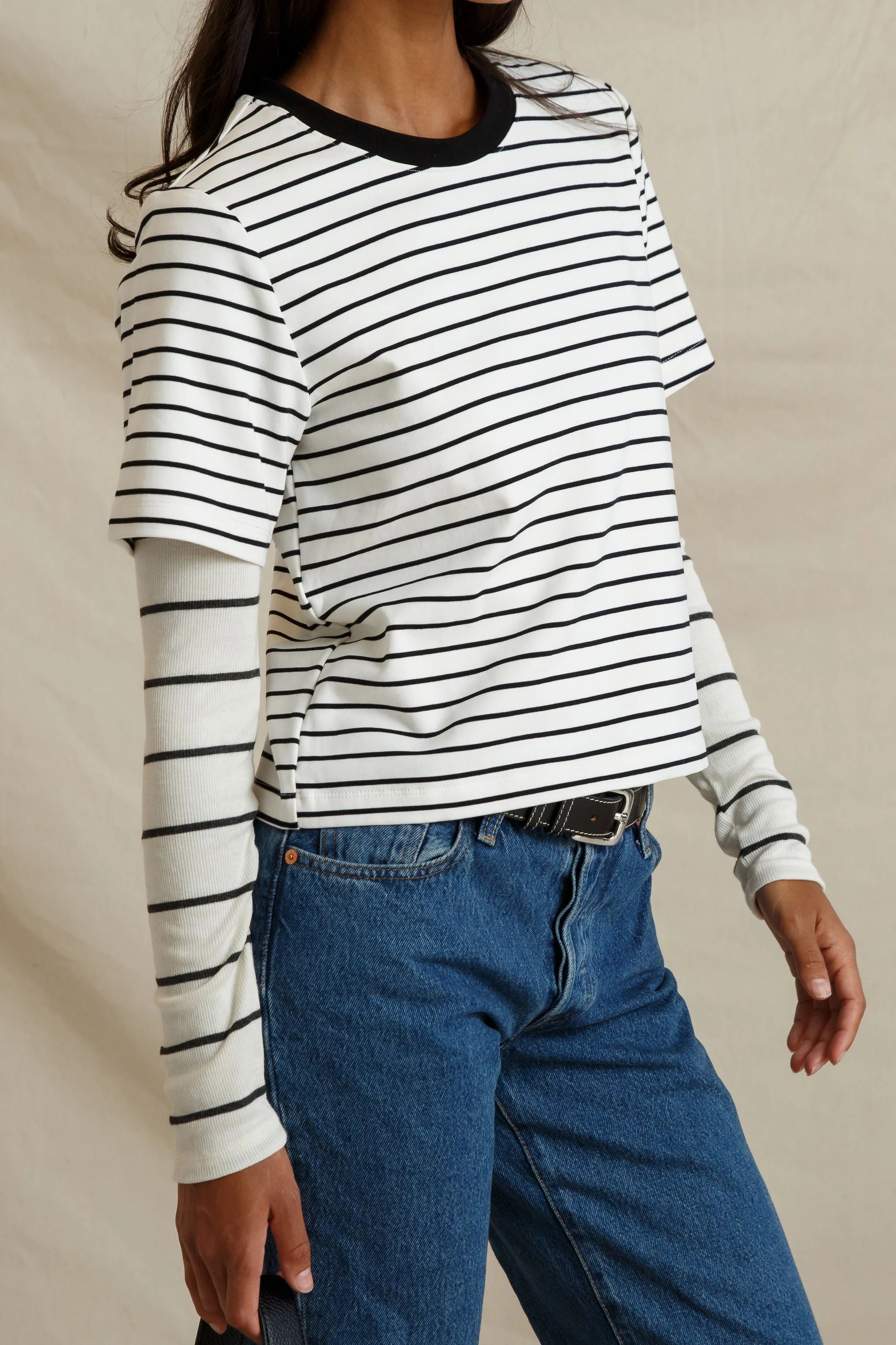 white_black_stripe