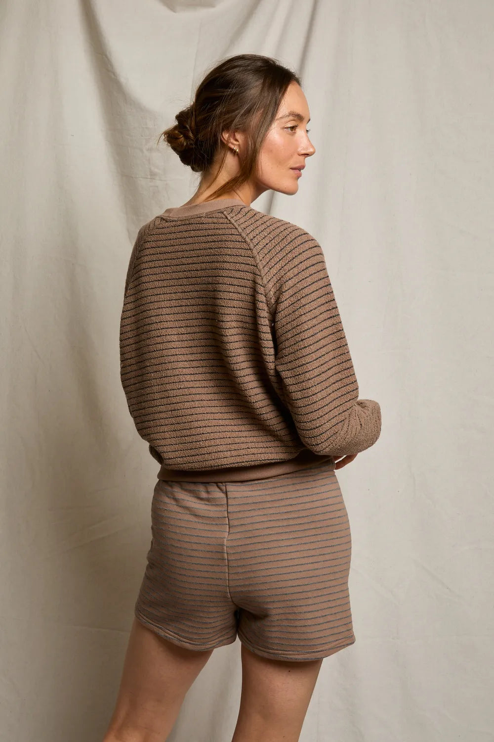 mocha_charcoal_stripe