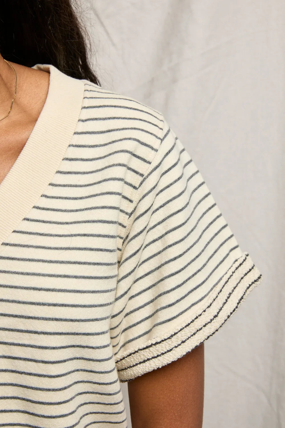 natural_charcoal_stripe