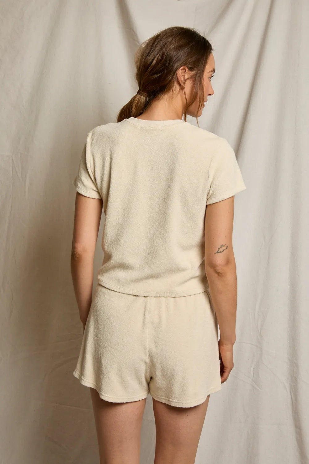 eve – perfectwhitetee