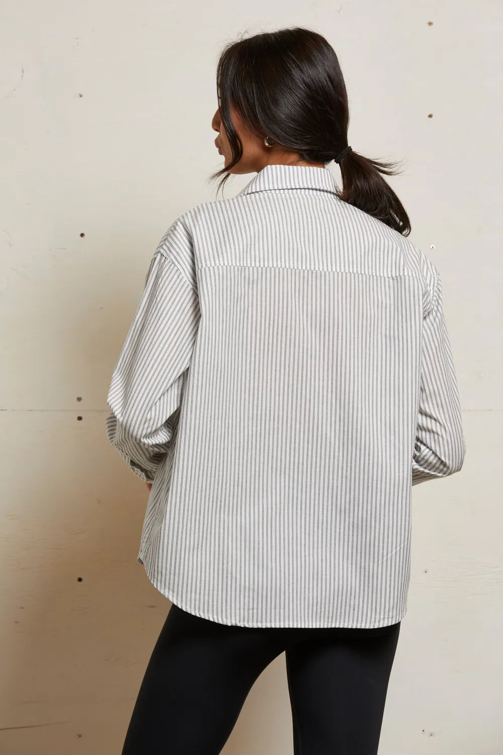 ivory_black_stripe