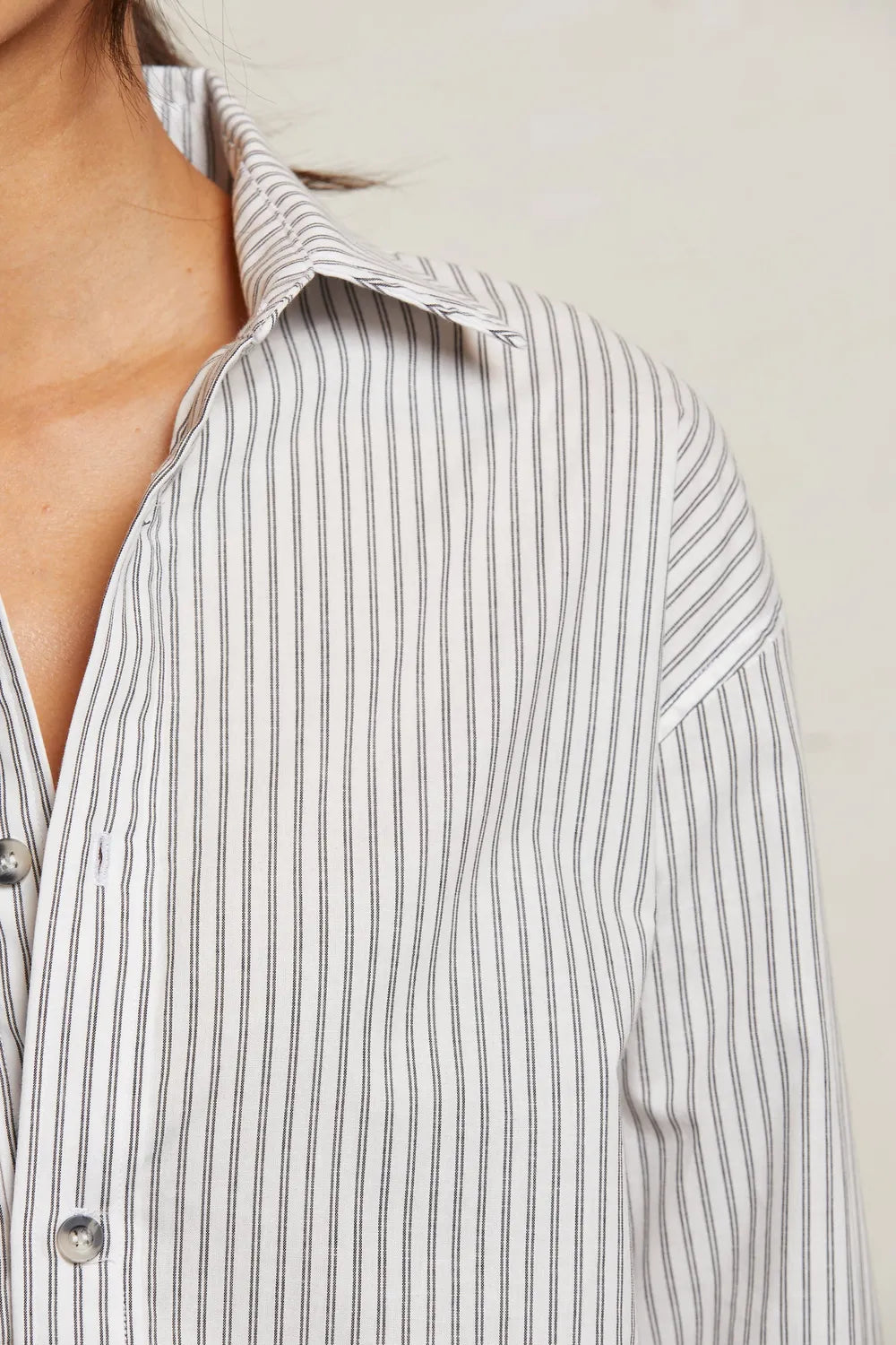 ivory_black_stripe