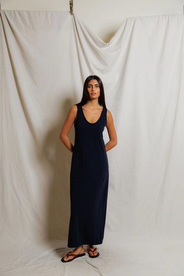 navy perfectwhitetee