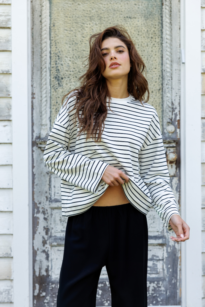 white_black_stripe