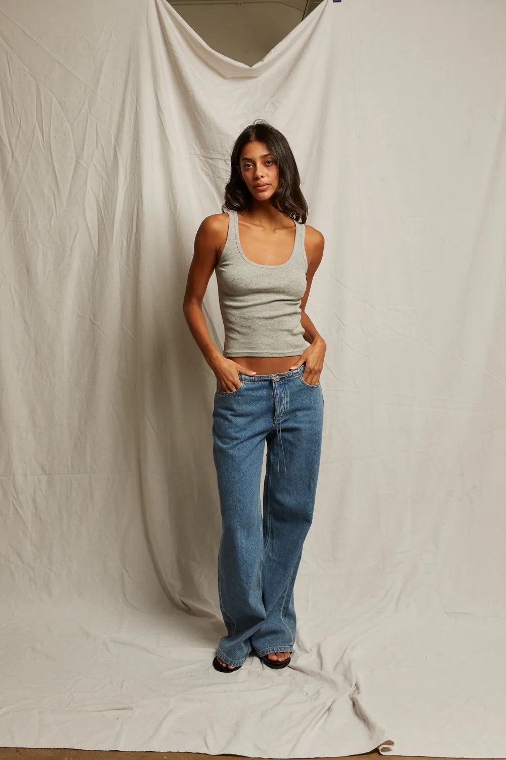 mia – perfectwhitetee