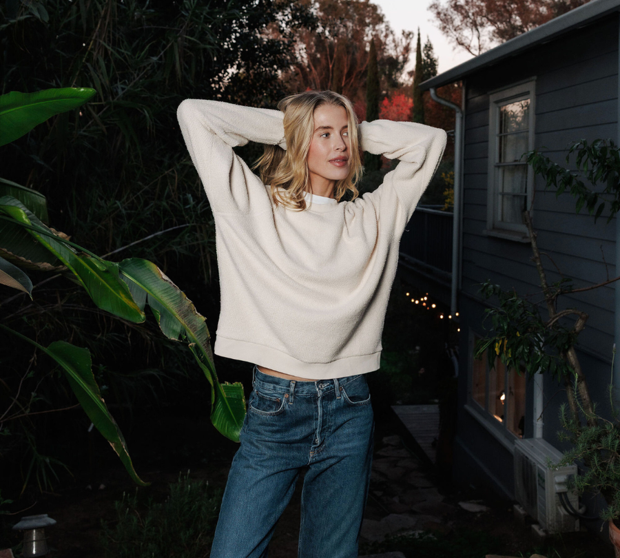 The Ziggy | fleece cotton women's sweatshirt | perfectwhitetee