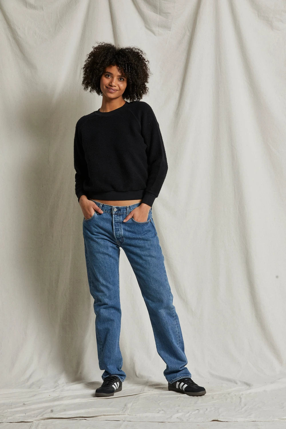 The Ziggy | fleece cotton women's sweatshirt | perfectwhitetee