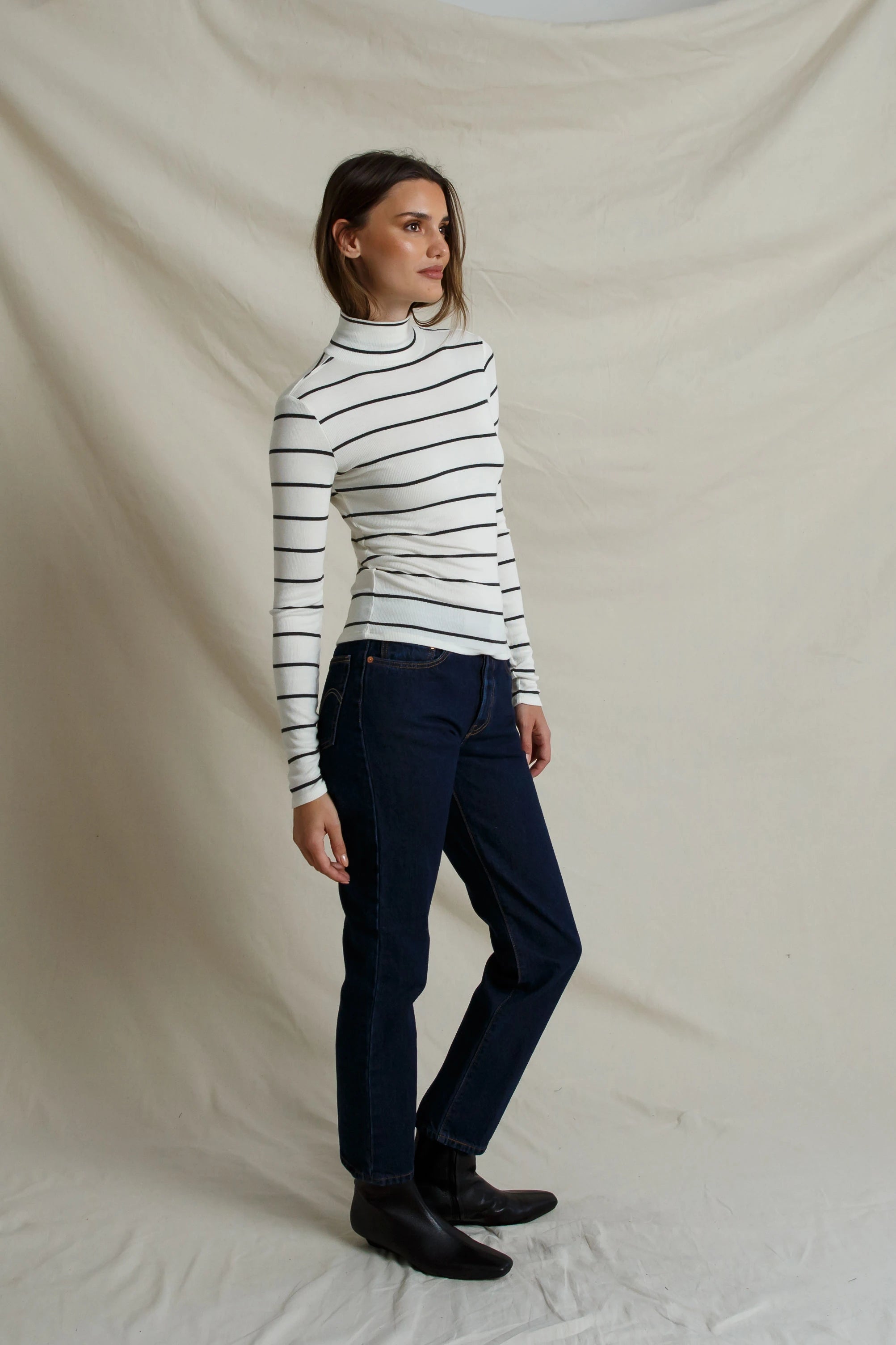 natural_charcoal_stripe
