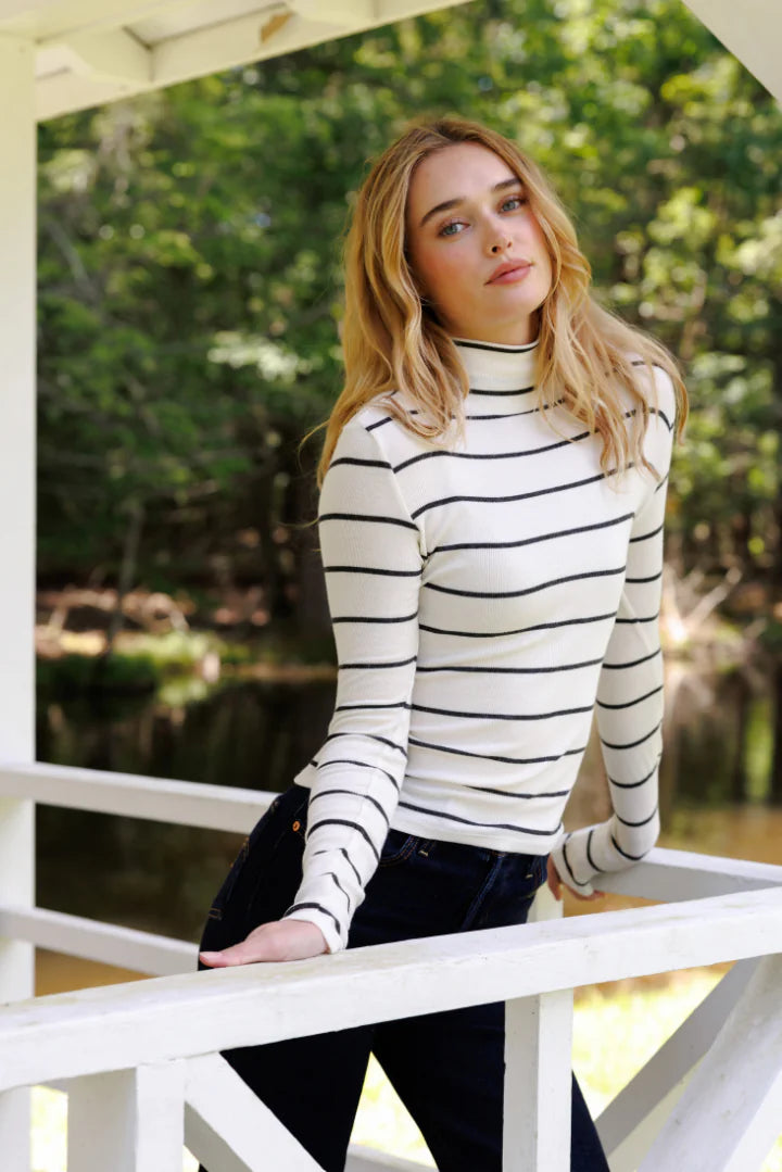natural_charcoal_stripe